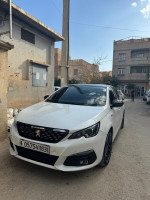 moyenne-berline-peugeot-308-2018-gt-line-msila-algerie