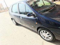 voitures-renault-scenic-2000-ain-el-turck-oran-algerie