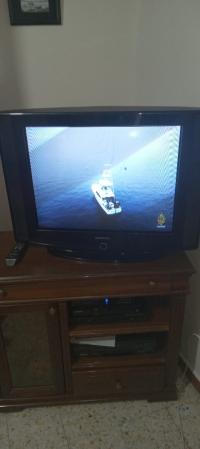 أجهزة-التلفاز-television-1-براقي-الجزائر