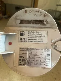  Volkswagen Polo 6N غطاء خزان الوقود (fuel Filler Door)