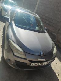 voitures-renault-megane-3-2009-sour-el-ghouzlane-bouira-algerie