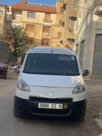 voitures-peugeot-partner-2013-b9-bouira-algerie