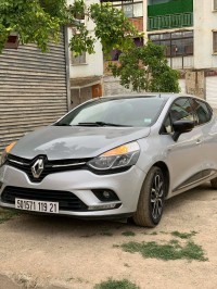سيارات-renault-clio-4-2019-limited-الحدائق-سكيكدة-الجزائر
