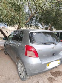 سيارات-toyota-yaris-2008-سيدي-بلعباس-الجزائر