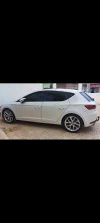 voitures-seat-leon-2013-chlef-algerie