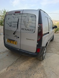 السيارات-النفعية-renault-kangoo-2015-تابلاط-المدية-الجزائر