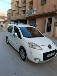 سيارات-peugeot-partner-2011-tepee-الجلفة-الجزائر