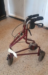 أجهزة-طبية-مشاية-للكبار-بئر-الجير-وهران-الجزائر