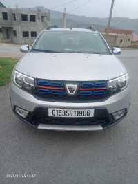 voitures-dacia-sandero-2019-stepway-restylee-sidi-aich-bejaia-algerie