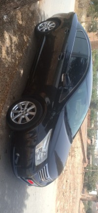 سيارات-toyota-avensis-2010-صبرة-تلمسان-الجزائر