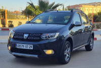 voitures-dacia-sandero-2017-stepway-el-bordj-mascara-algerie