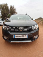 voitures-dacia-stepway-2023-pifting-souaflia-mostaganem-algerie