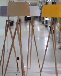 Lampadaire - فيوزة
