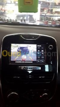 الجزائر-شراقة-أكسسوارات-داخلية-dvd&nbsp;-jps-camera-renaut-dacia&nbsp;