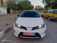 moyenne-berline-toyota-auris-2014-sidi-khouiled-ouargla-algerie