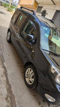 voitures-renault-kangoo-2018-privilege-plus-bir-el-djir-oran-algerie