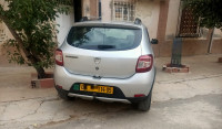 voitures-dacia-sandero-2014-ambiance-batna-algerie