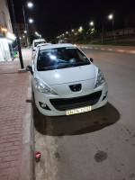 voitures-peugeot-207-2012-sportium-chlef-algerie