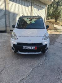 سيارات-peugeot-partner-2015-tepee-سيدي-عيش-بجاية-الجزائر