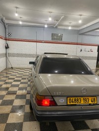 سيارات-mercedes-classe-e-1993-غليزان-الجزائر