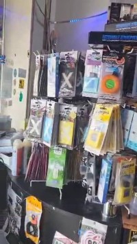 أكسسوارات-السيارات-batteries-accessoires-autos-lubrifiant-amine-عين-الترك-وهران-الجزائر