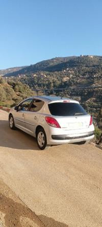 voitures-peugeot-207-2013-sidi-aich-bejaia-algerie