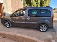 voitures-peugeot-partner-2009-naama-algerie