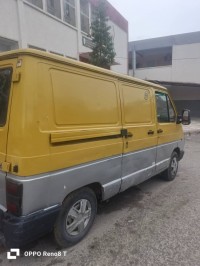 سيارات-renault-trafic-2000-أميزور-بجاية-الجزائر