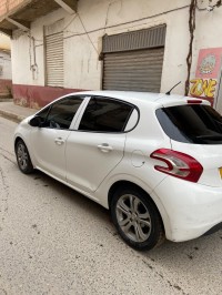 سيارات-peugeot-208-2013-العمارية-المدية-الجزائر