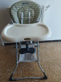 Chaise haute graco+assiette Chicco maintien au chaud 
