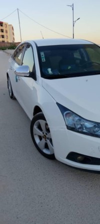 voitures-chevrolet-cruze-2012-constantine-algerie