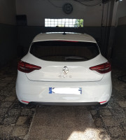 voitures-renault-clio-5-busness-2021-boite-vitesse-kouba-alger-algerie