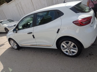 voitures-renault-clio-5-busness-2021-boite-6-la-90-chv-hussein-dey-alger-algerie