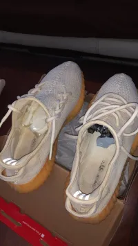 Adidas Yeezy Boost 350 V2 Low Cream White