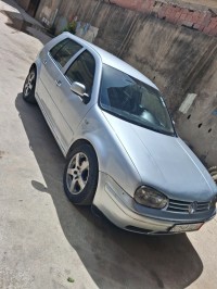 سيارات-volkswagen-golf-4-2002-باب-الزوار-الجزائر