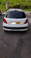 citadine-peugeot-207-2013-new-active-ouacif-tizi-ouzou-algerie