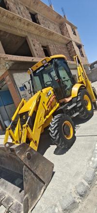 آلة-jcb-3cx-2007-مقرة-المسيلة-الجزائر