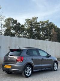 سيارات-volkswagen-polo-2013-black-et-silver-البليدة-الجزائر