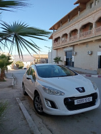 voitures-peugeot-308-2012-ليسونس-غاز-chlef-algerie