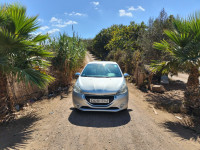 voitures-peugeot-208-2013-tipaza-algerie