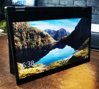 Pc Laptop LENOVO YOGA 520 i3 7éme génération Écran rotatif 360 (ordinateur portable)