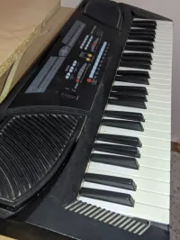 2 synthétiseurs 