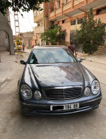 grande-berline-mercedes-classe-e-2004-bouarfa-blida-algerie