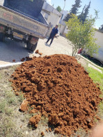 construction-travaux-vente-bon-terre-vegetale-rouge-pour-jardinage-متوفر-تراب-احمر-للغرس-جودة-عالية-oued-smar-alger-algerie