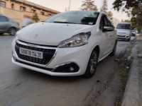 سيارات-peugeot-208-2014-allure-وادي-ارهيو-غليزان-الجزائر