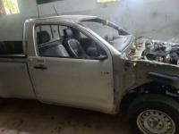 سيارات-toyota-hilux-2013-بريكة-باتنة-الجزائر