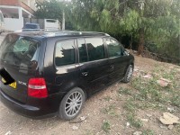 سيارات-volkswagen-touran-2006-ميلة-الجزائر