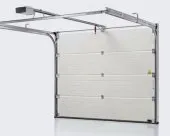 Porte de garage automatique et rideaux