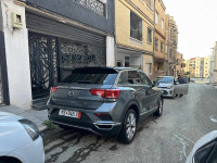 voitures-volkswagen-t-roc-2023-rok-mostaganem-algerie