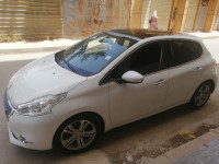 voitures-peugeot-208-2015-allure-bejaia-algerie